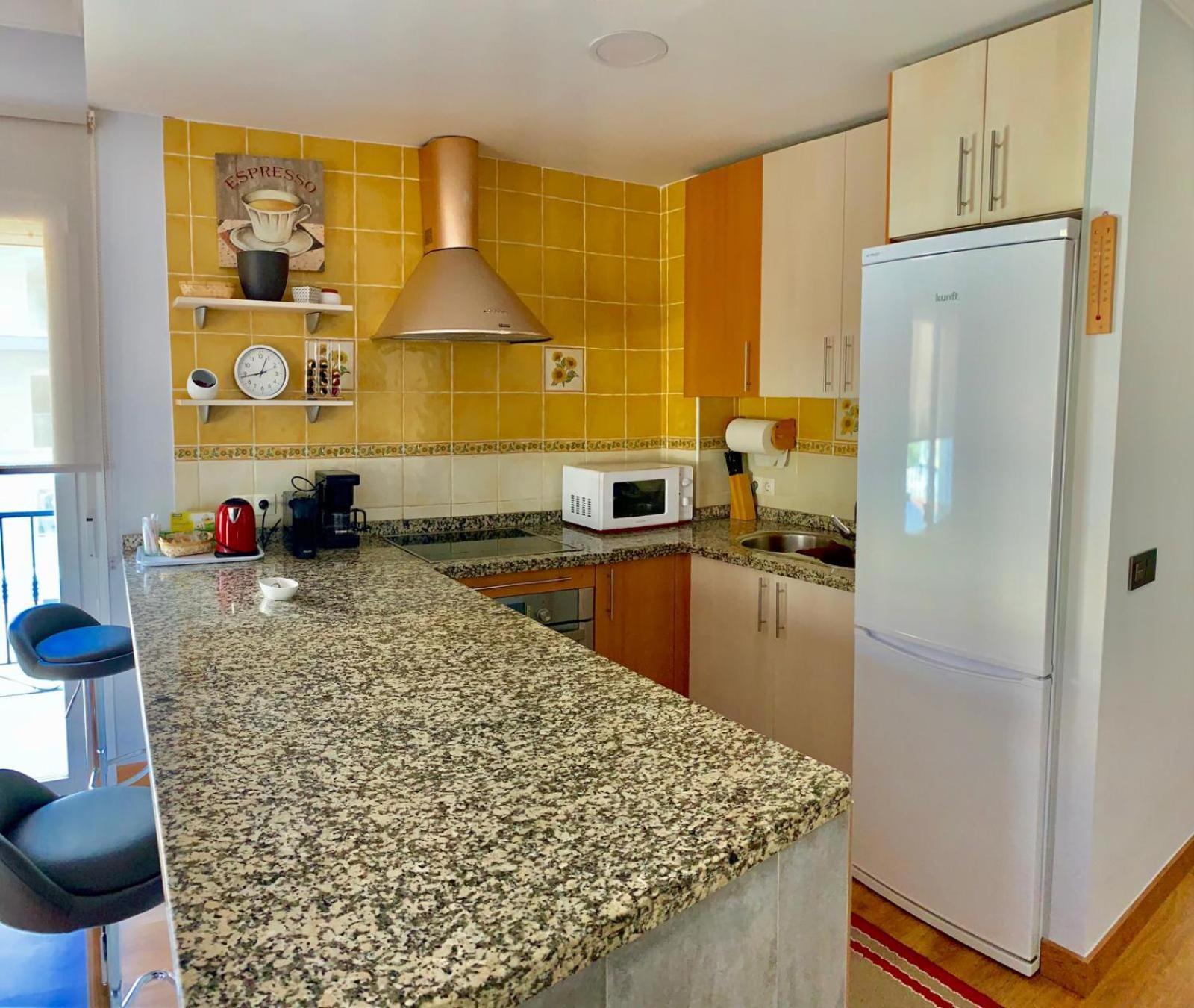 Apartamento Capri Los Boliches Wifi Gratis Beach 100M Фуэнхирола Экстерьер фото