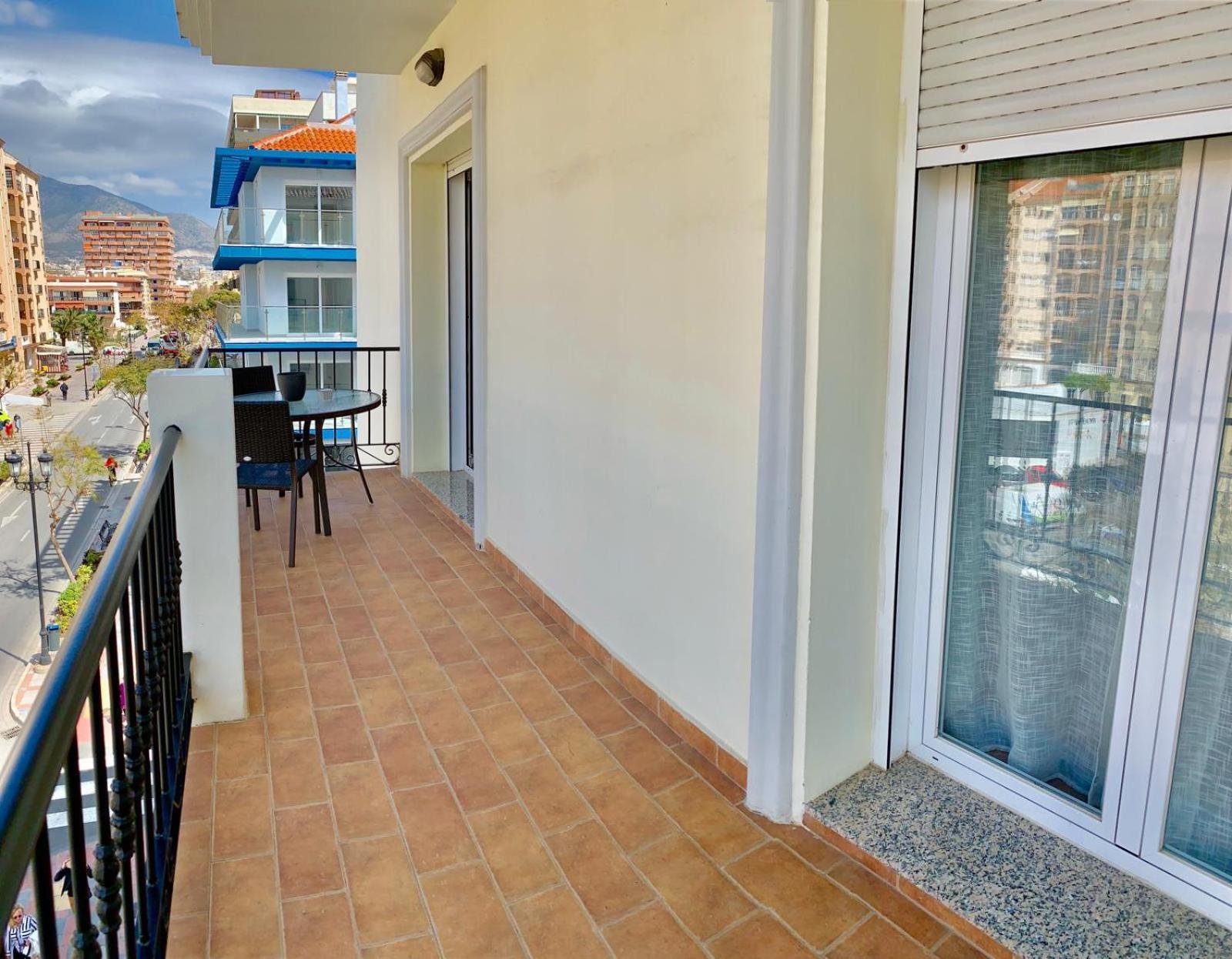Apartamento Capri Los Boliches Wifi Gratis Beach 100M Фуэнхирола Экстерьер фото