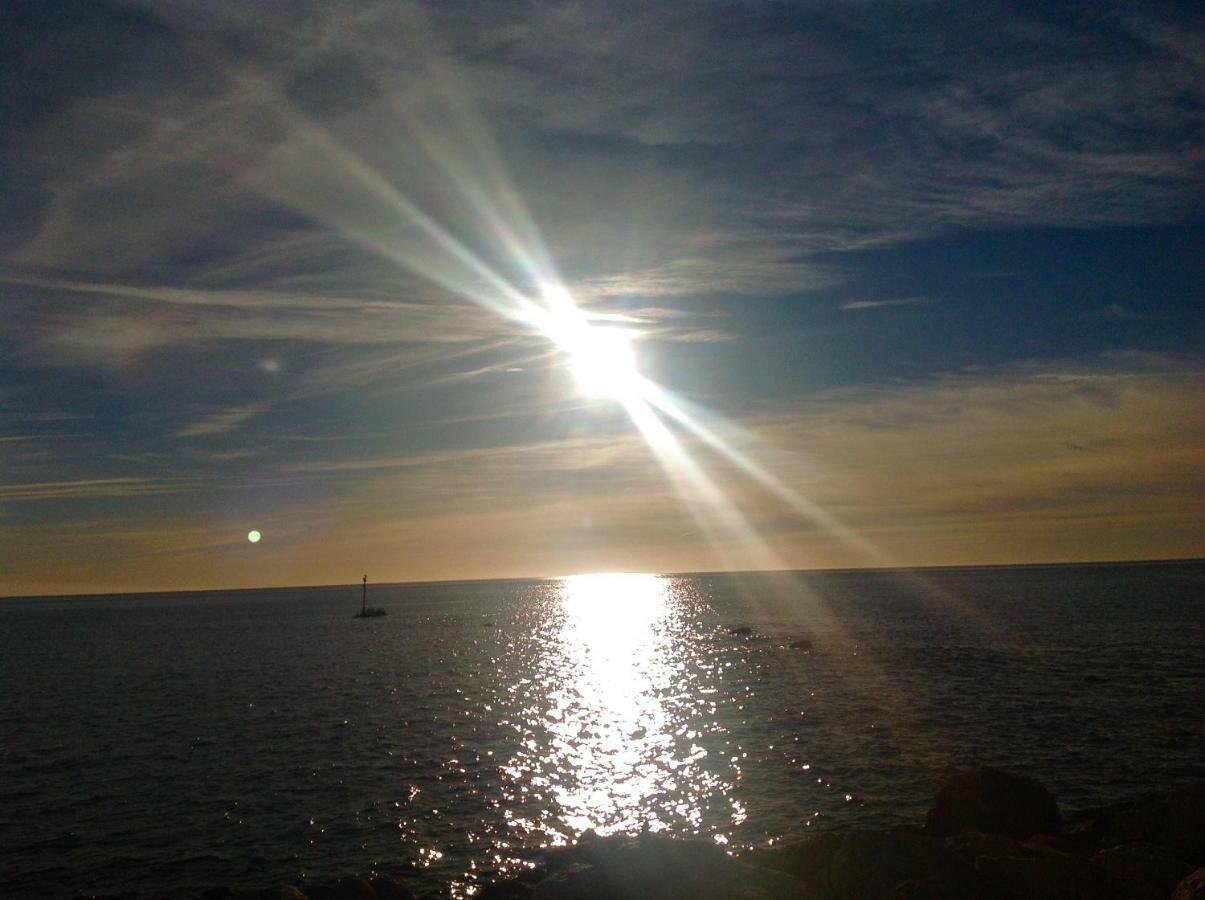 Apartamento Capri Los Boliches Wifi Gratis Beach 100M Фуэнхирола Экстерьер фото